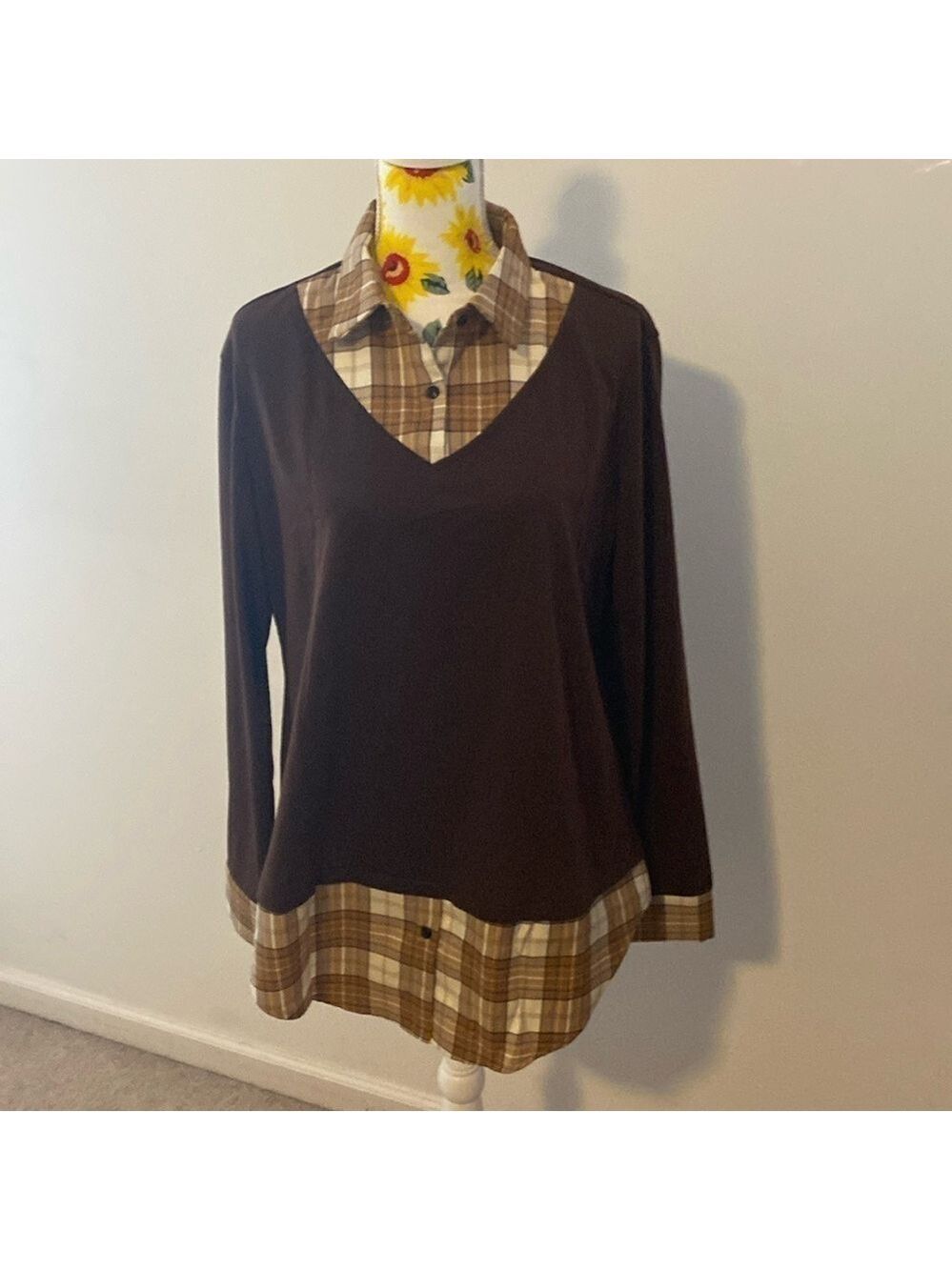 DJT Top Size Brown Plaid XL